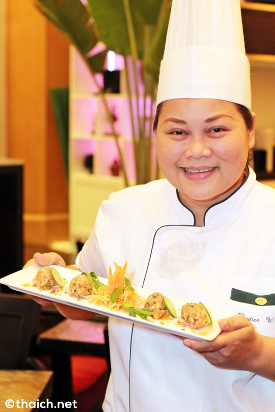 バジル（シェラトン・グランデ・スクンビット内）－オリジナルメニューの現代タイ料理に驚き！