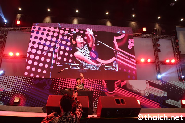 DJ'TEKINA//SOMETHING＆八王子P 独占インタビュー in タイ・バンコク[THAILAND COMIC CON 2015] 