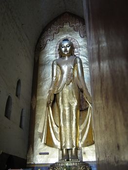 ヤンゴン観光名所：スーレー・パゴダ(スーレー・パヤー)