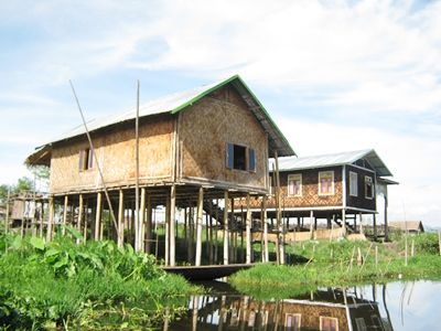 ヤンゴン観光名所：スーレー・パゴダ(スーレー・パヤー)