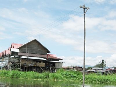 ヤンゴン観光名所：スーレー・パゴダ(スーレー・パヤー)