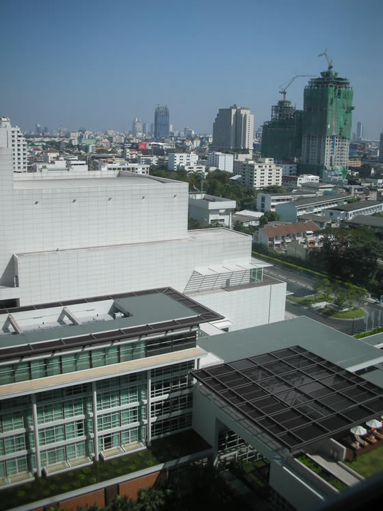 プルマン バンコク キング パワー ホテル (Pullman Bangkok King Power Hotel)