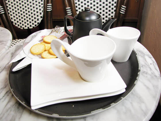 THE FABULOUS Dessert Cafe