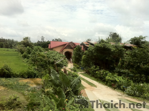 ウボンラチャタニ－パクセー陸路国境越えガイド