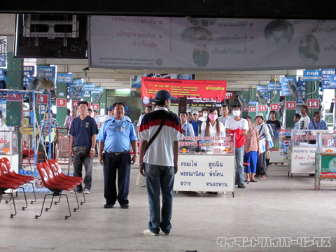 ウドンタニのバスターミナル