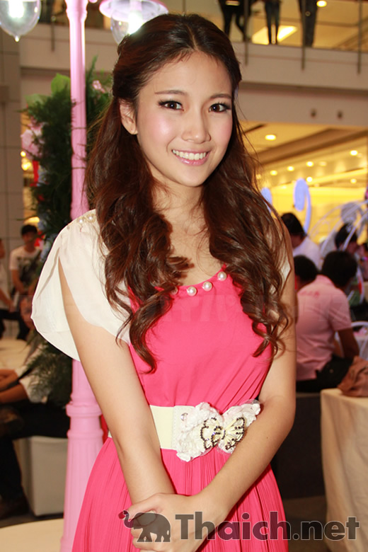 ホン＝ケウマニー ワッタナワラーカン（HONG-Kaewmanee Wattanavarakul）