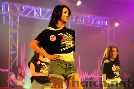 Miss teen Thailand 2011 by Suzuki Jelato