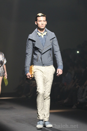 27 FRIDAY-ELLEファッションウィーク2012 秋冬