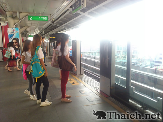 ノッポさんの写真