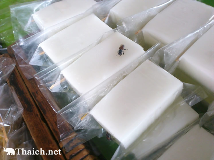 ランパーンの美味しいお菓子屋さんカノムタイメープラノーム