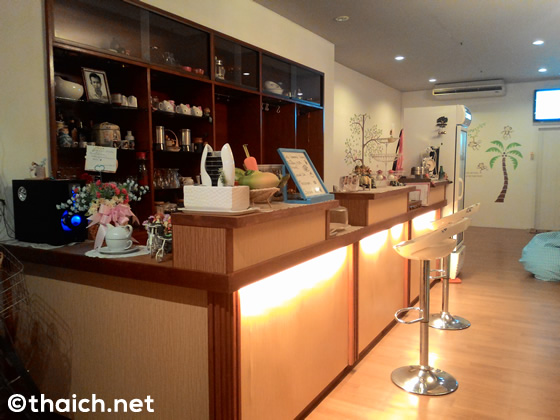 パンガン島のマカロンが美味しくて、くつろげるカフェ Daily Sweet Cafe'