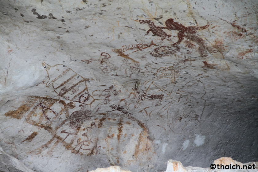 人間とイルカと・・・ パンガー湾・カオキアンの３０００年前の壁画