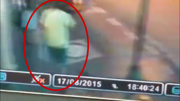 ビデオに映った怪しい黄色いシャツを着た黒いリュックサックの男－ラチャプラソン交差点テロ事件で