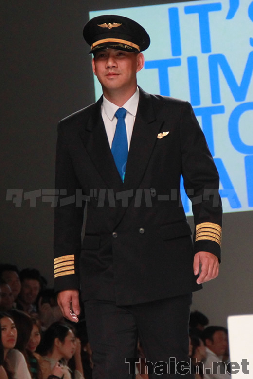 バンコクエアウェイズ新制服披露 ASV by Asava