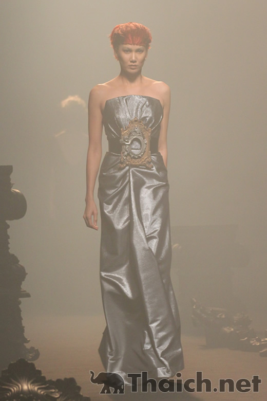 HOOK'S-ELLE Fashion Week 2011 Autumn/Winter at CentralWorld