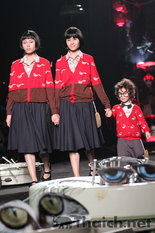 Garden Flynow III-Siam Paragon Kids International Fashion Week 2011