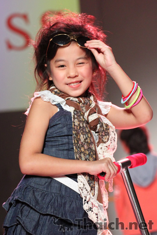 GUESS-Siam Paragon Kids International Fashion Week 2011