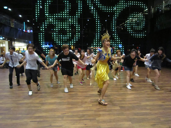 徳永千奈美タイ・バンコク訪問写真集