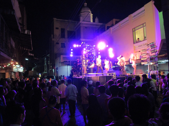 カウントダウンライブ