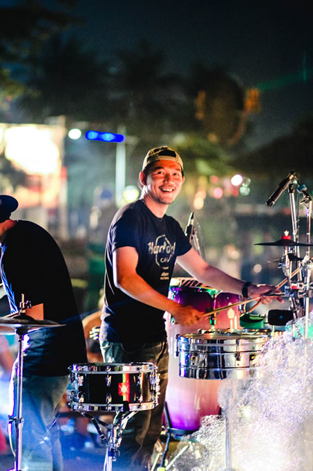 泡まみれの「プールパーティー」がハードロック・パタヤに帰ってきた！