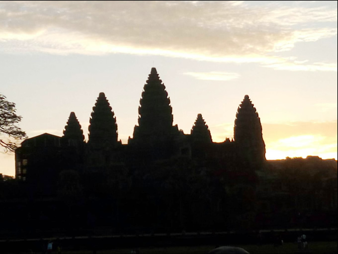 超感動!世界遺産アンコールワットで初日の出! 超感動!世界遺産アンコールワットで初日の出!