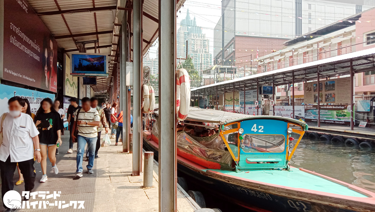バンコクで渋滞知らずの「センセーブ運河ボート」に無料Wi-Fi