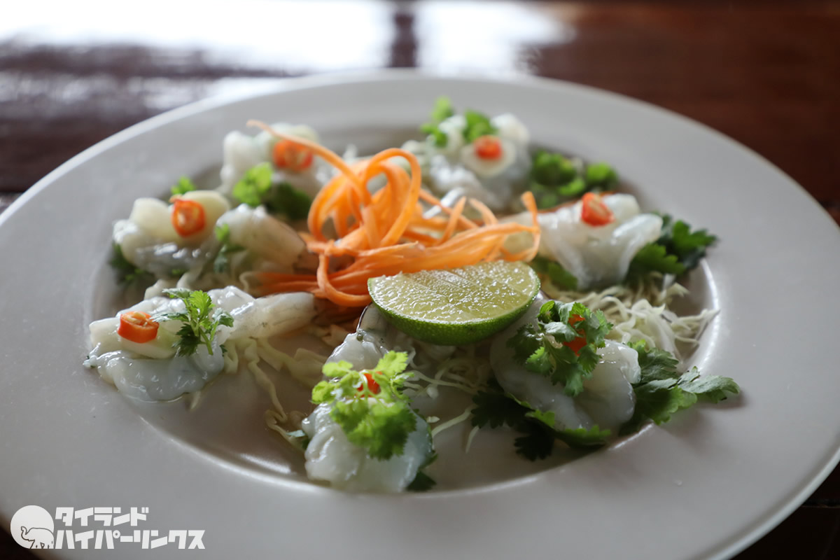 エビの刺身「クンチェーナンプラー(กุ้งแช่น้ำปลา)」 エビの刺身「クンチェーナンプラー(กุ้งแช่น้ำปลา)」