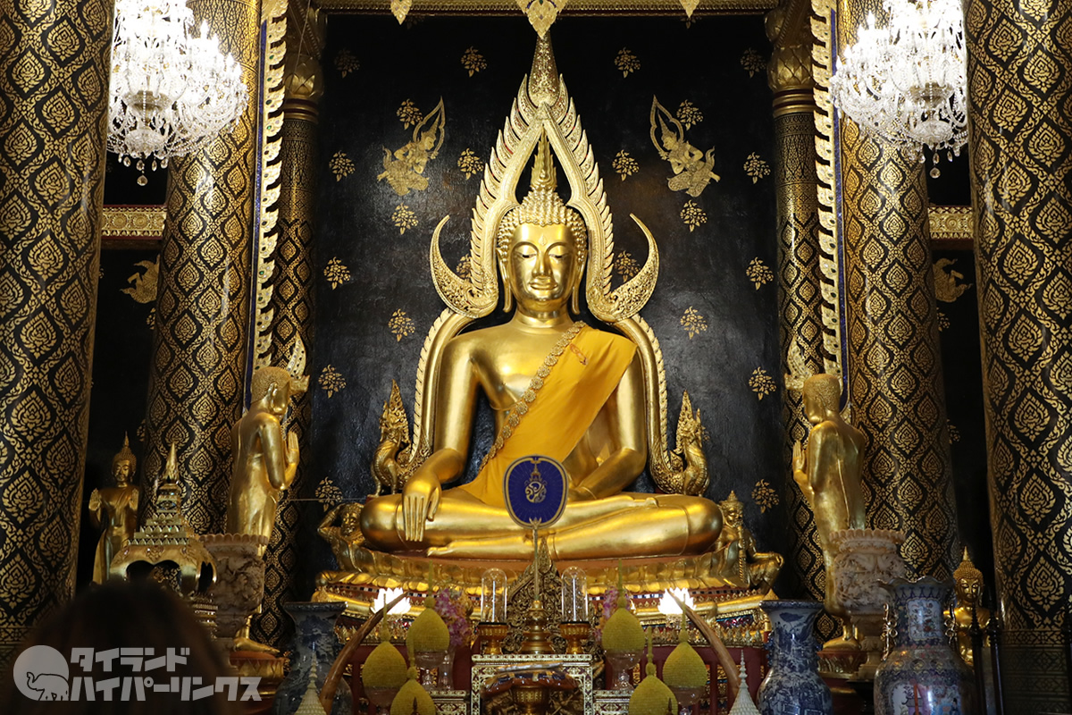 タイで最も美しい仏像が鎮座するピサヌローク ワット プラ シー ラッタナー マハタート タイランドハイパーリンクス Thai Hyper