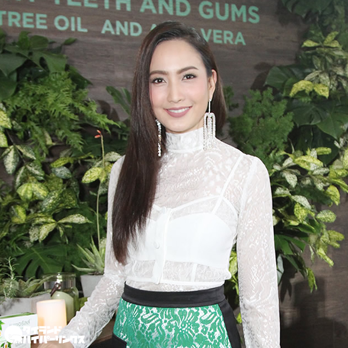 テーウ＝ナタポン テミーラック (Taew-Nattaporn Tameeruks,แต้ว-ณฐพร เตมีรักษ์)