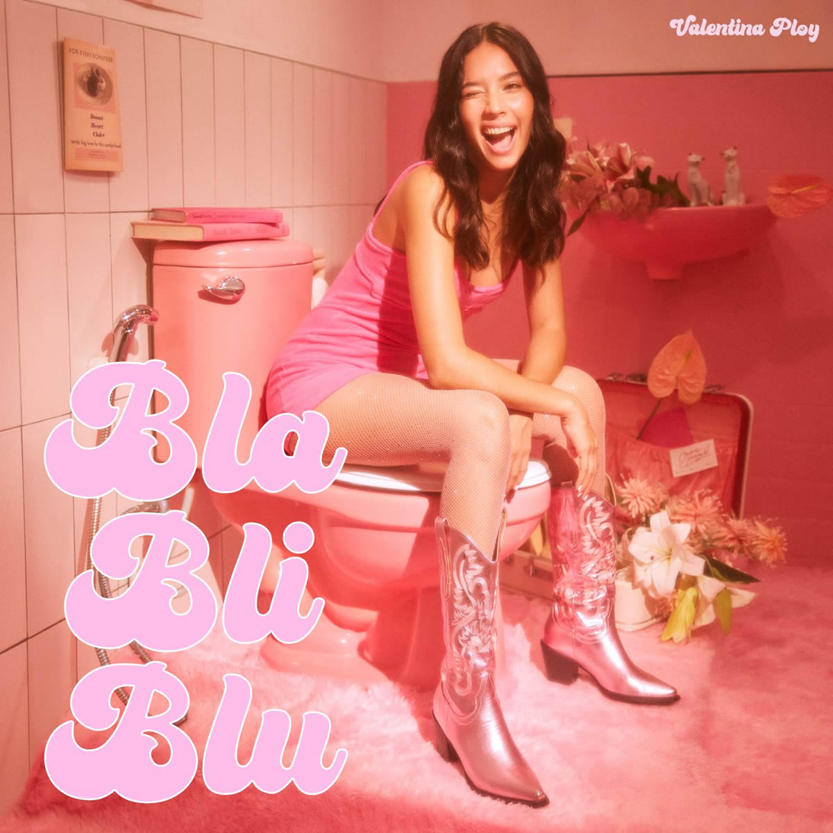 タイ発Valentina Ploy（バレンティナ・プロイ）が日本でメジャーデビュー！「Bla Bli Blu」をリリース