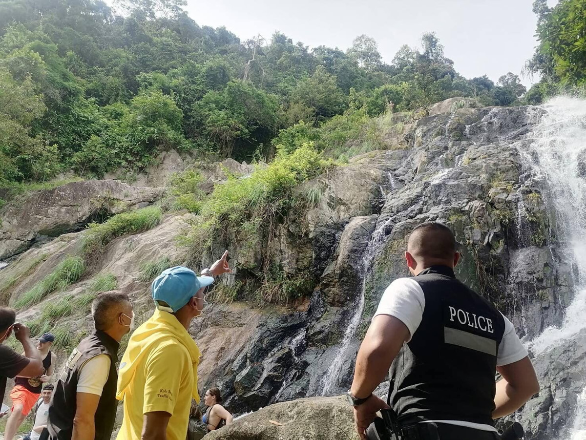サムイ島の滝で23歳のルーマニア人女性が転落して死亡