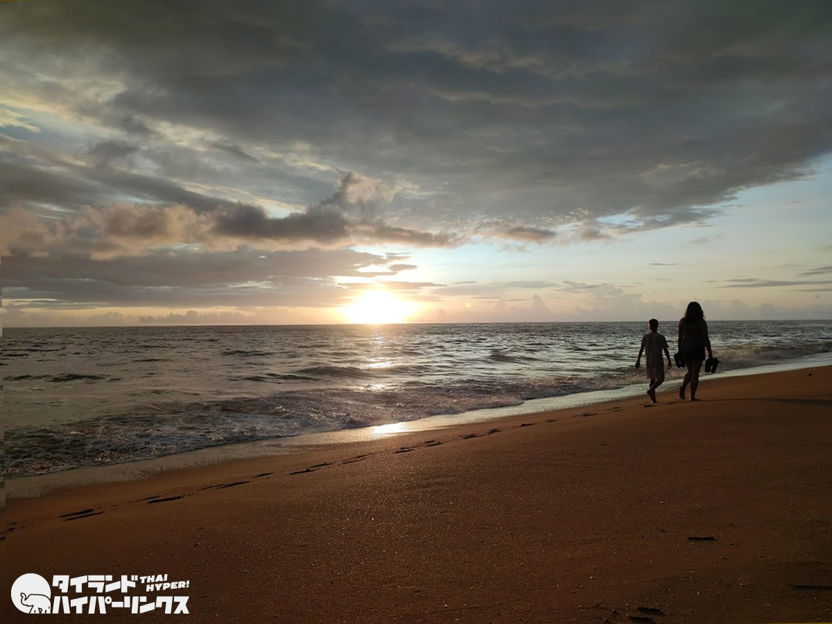 タイの東北部・南部の子供たち、幸福と健康発育に高いリスク タイの東北部・南部の子供たち、幸福と健康発育に高いリスク